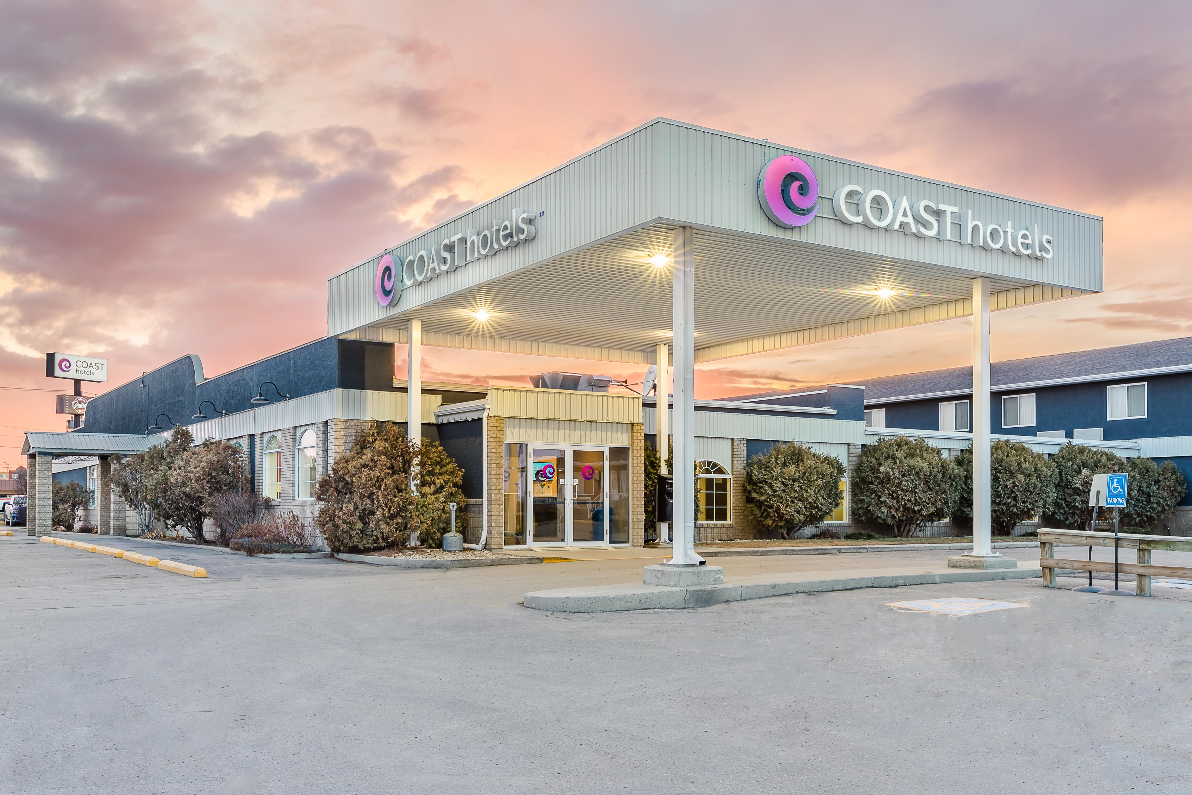 Coast Swift Current Hotel Екстер'єр фото