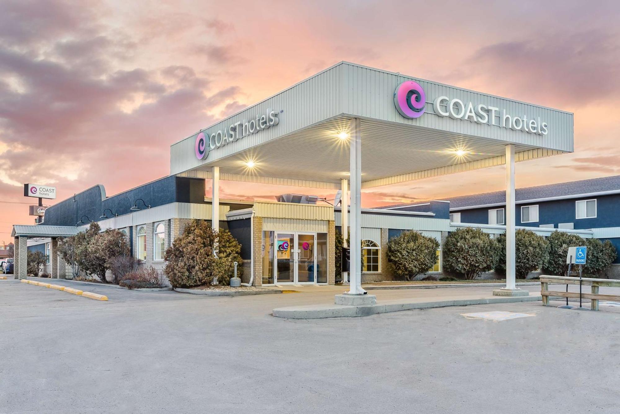 Coast Swift Current Hotel Екстер'єр фото